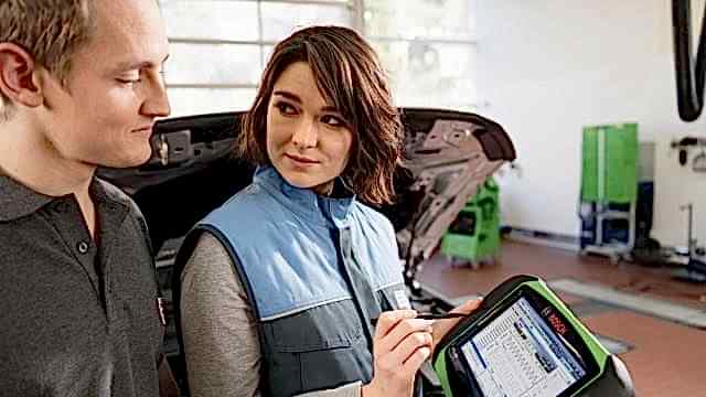 Kalite güvence stratejimiz sürekli iyileştirme sağlar